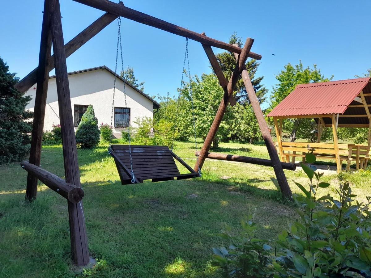 Hotel Viesu Maja "Osmany" à Dvarci Extérieur photo